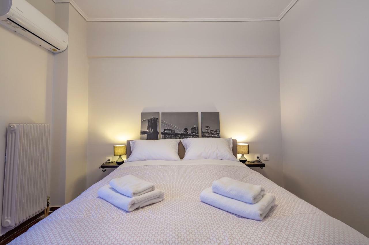Kleio - Spacious Apartment In Glyfada Athens Exterior photo