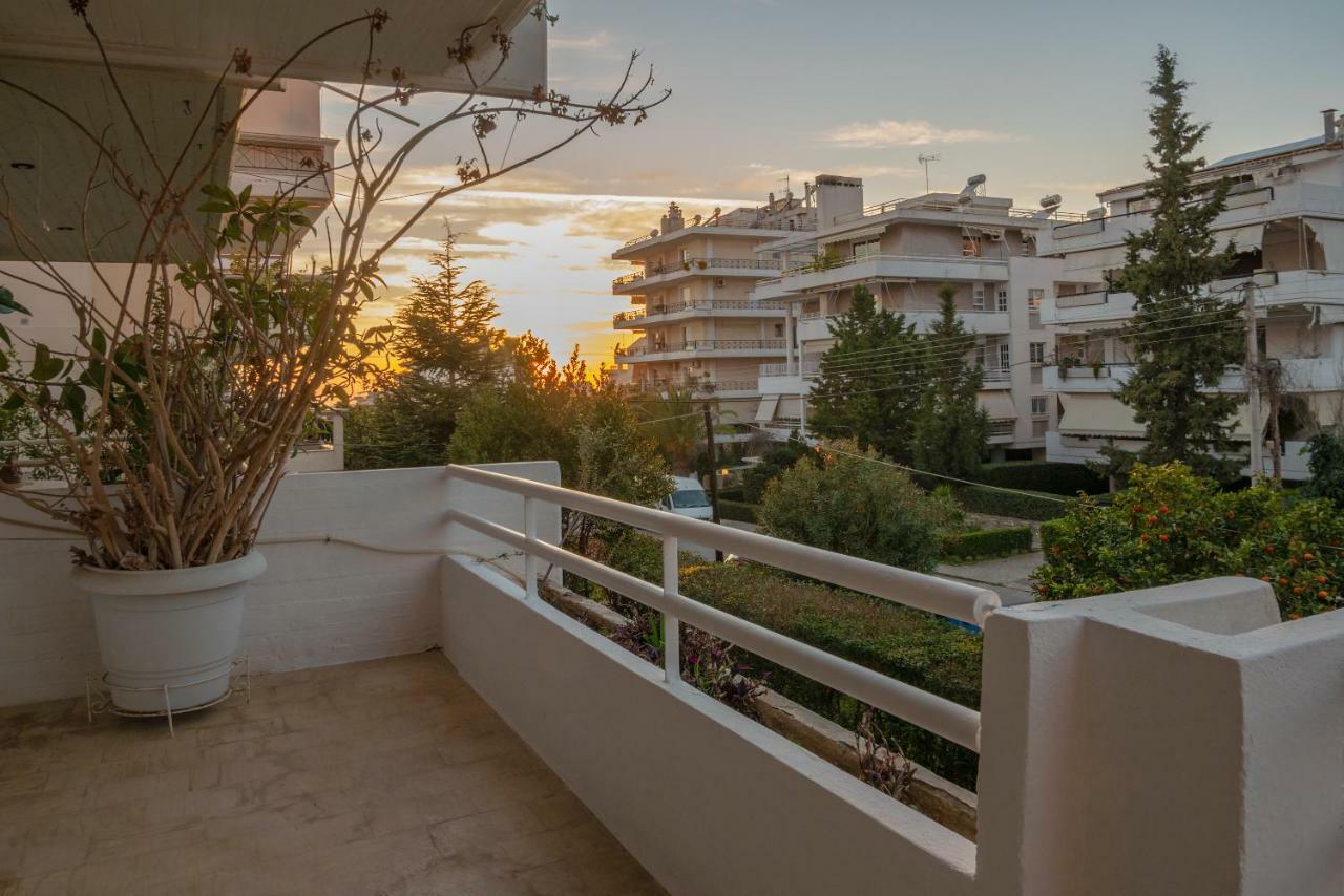 Kleio - Spacious Apartment In Glyfada Athens Exterior photo