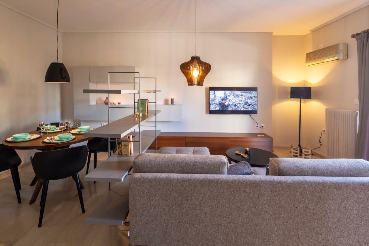 Kleio - Spacious Apartment In Glyfada Athens Exterior photo