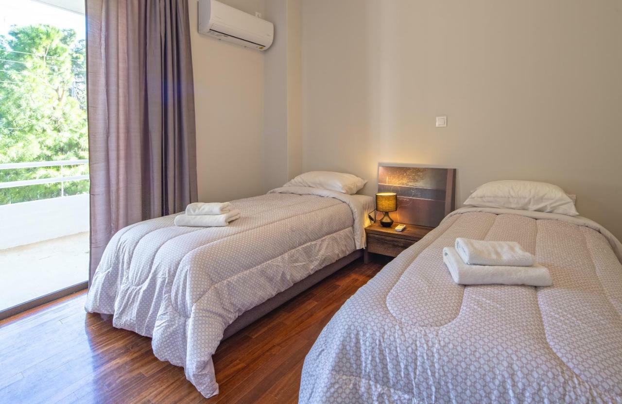 Kleio - Spacious Apartment In Glyfada Athens Exterior photo